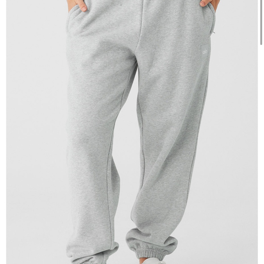 ALO Yoga Women Light Gray Joggers
